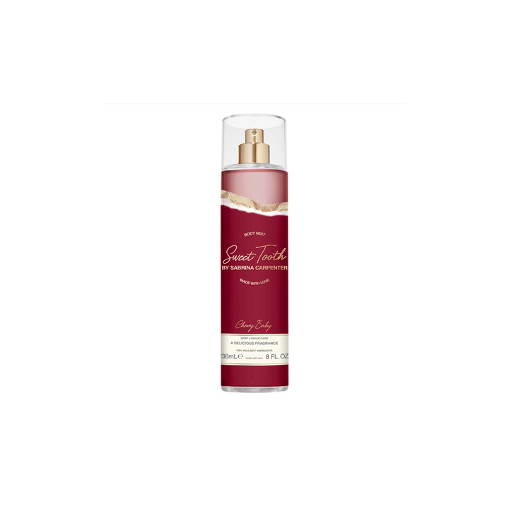 Sabrina Carpenter — Brume Corps Cherry Baby, 236 ml | Bellasoa Paris